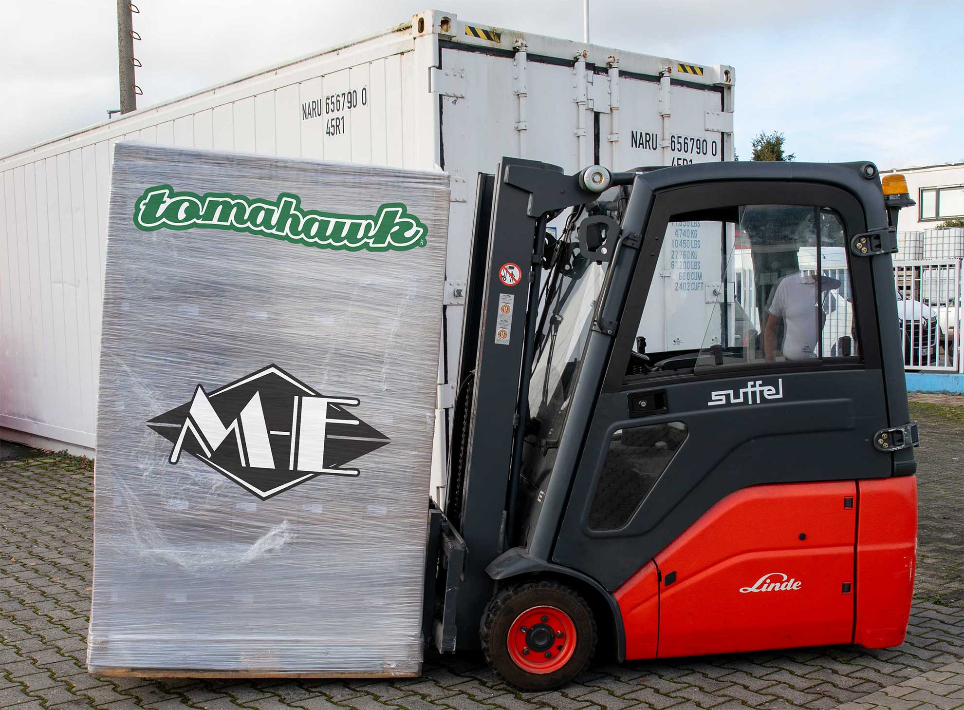 me-paintball_de_Paint_Paletten Maschine, Person