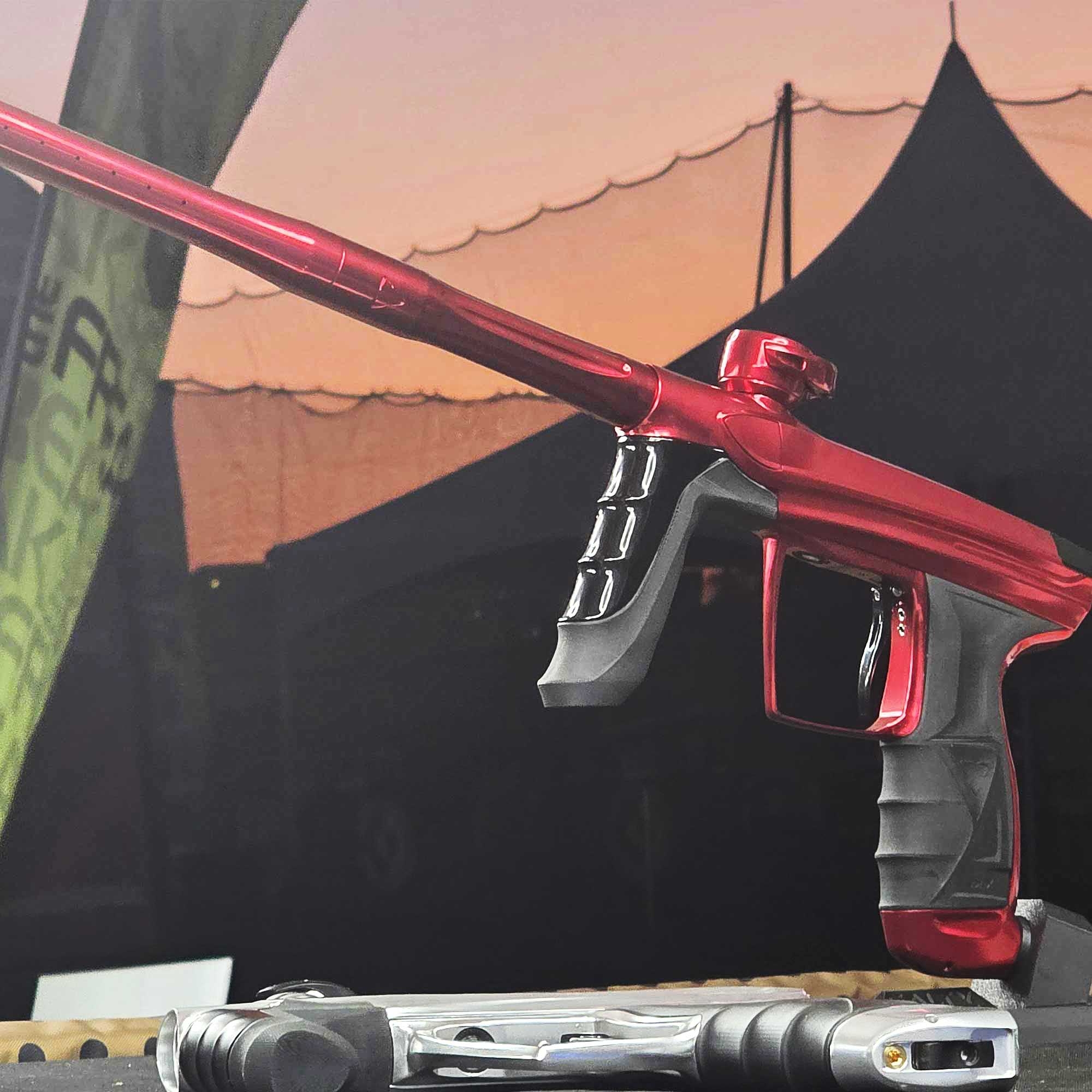 DLX Luxe® AIRE Markierer, rot poliert Feuerwaffe, Pistole, Gewehr, Waffe, Spielzeug