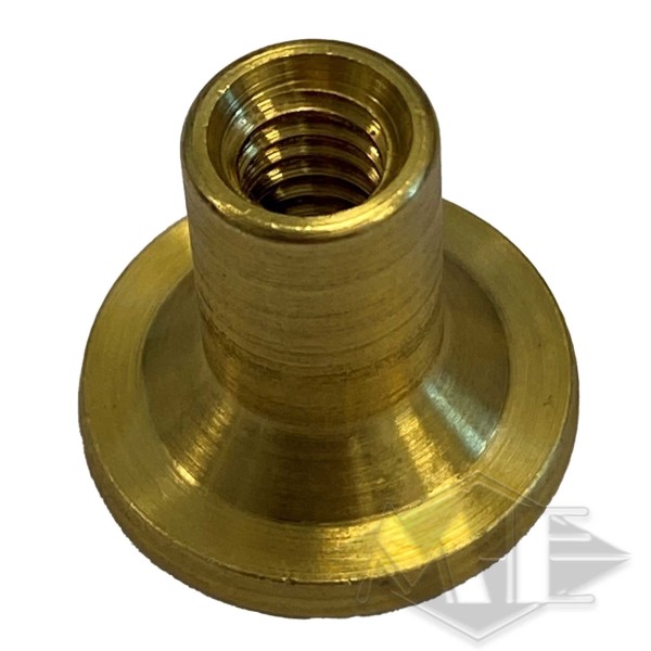 Field filling station filling lever holder